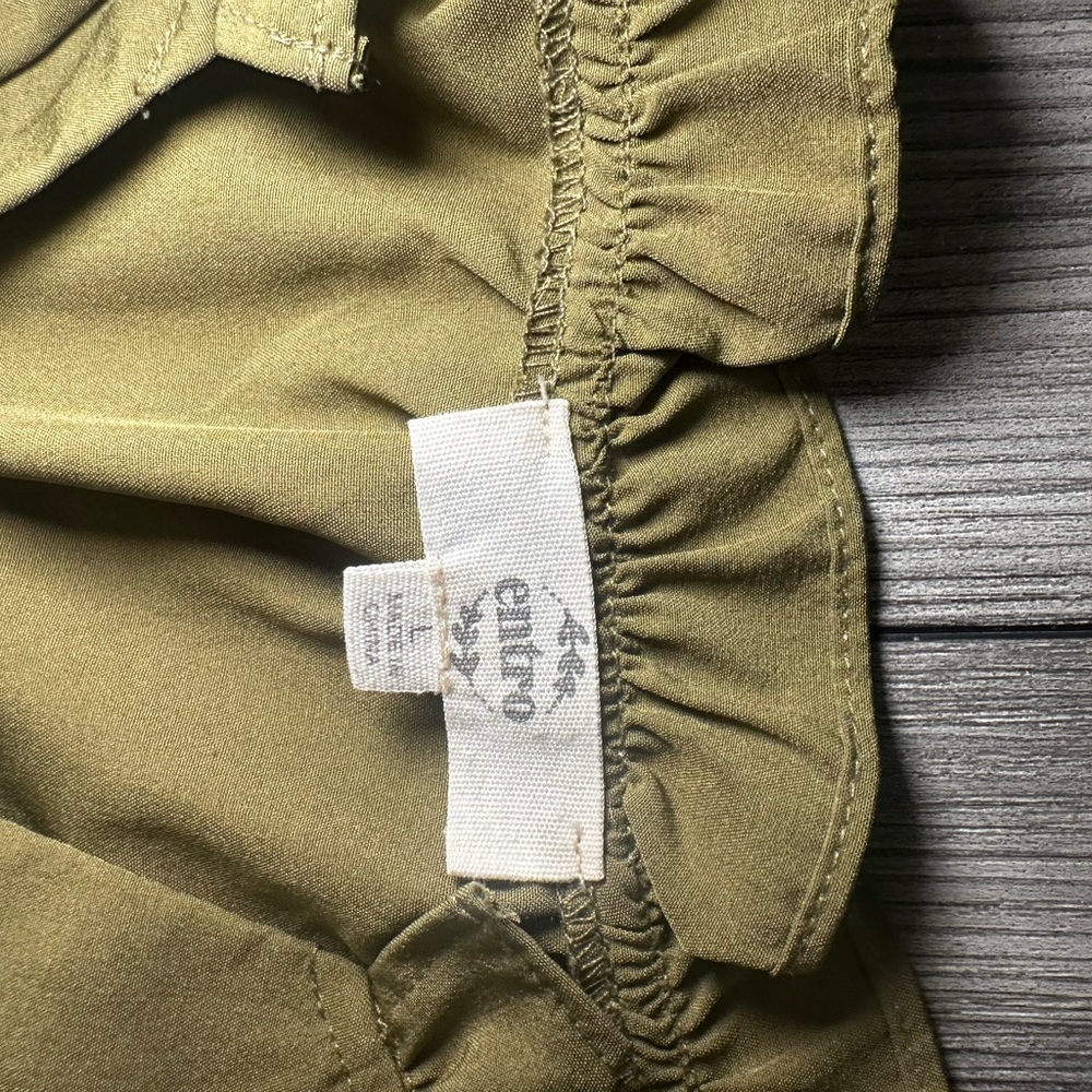 entro Olive Ruffled Waist dress - Picture 2 of 3
